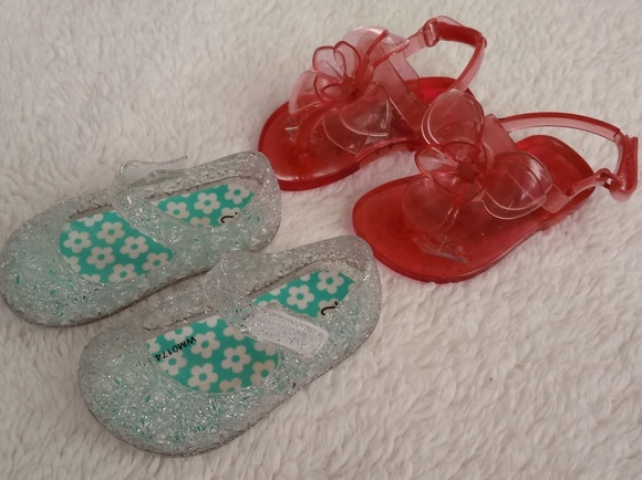 baby jelly shoes size 2